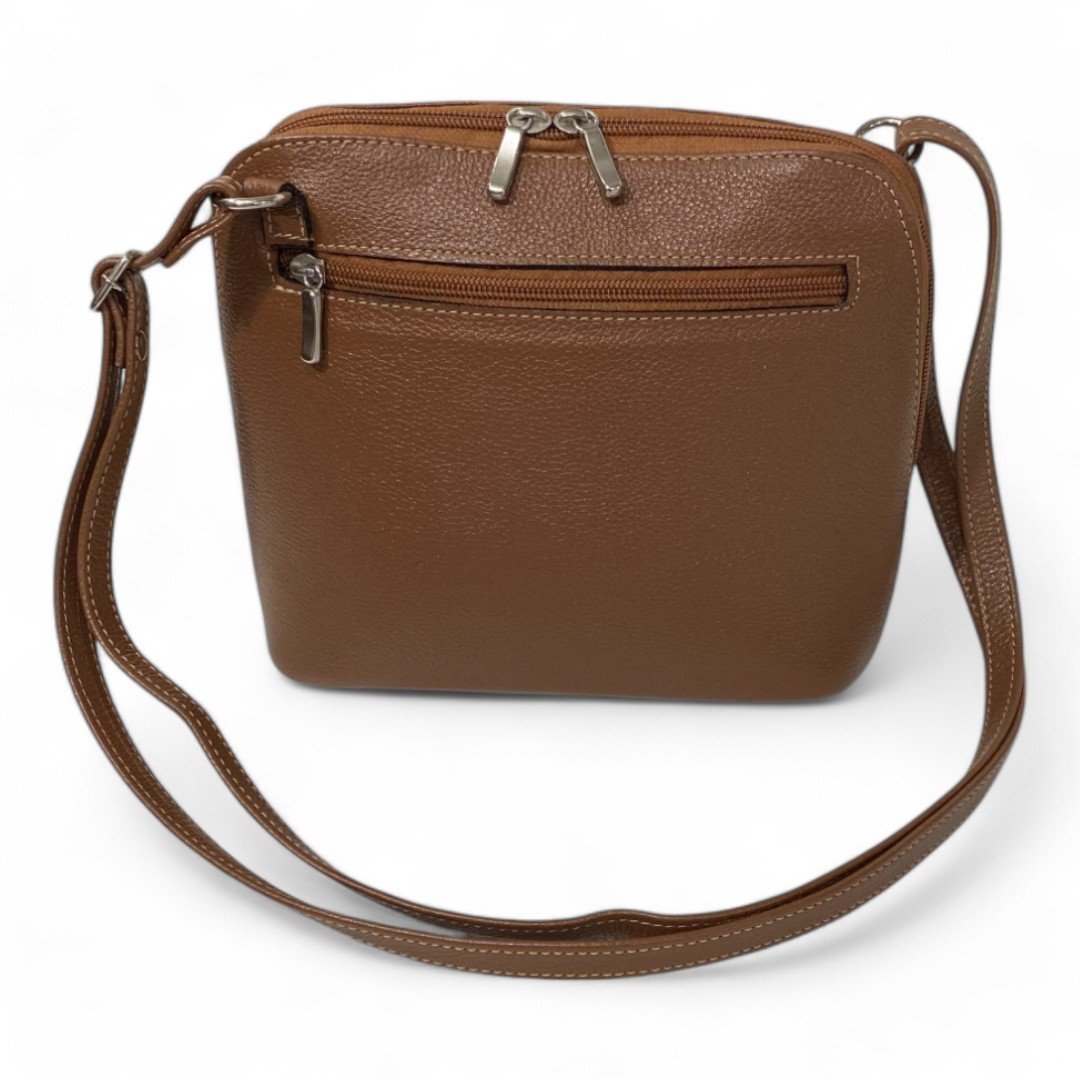 Bolsa Feminina Couro Legítimo Pequena Channel Redonda Ziper Inteiro Repartições internas - Imagem 39