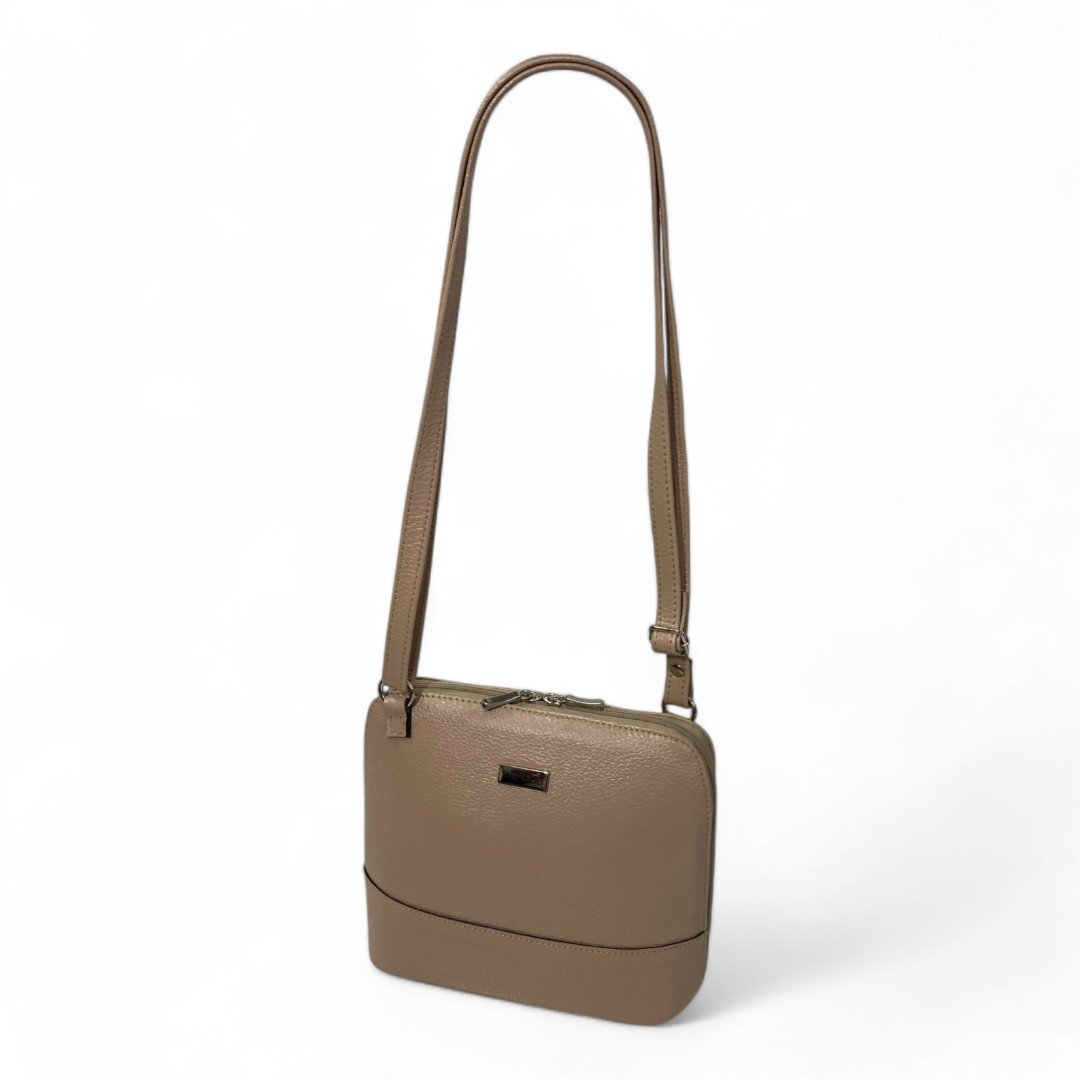 Bolsa Feminina Couro Legítimo Pequena Channel Redonda Ziper Inteiro Repartições internas - Imagem 34