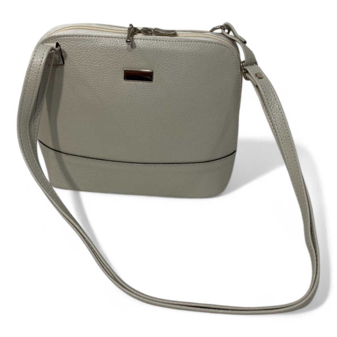 Bolsa Feminina Couro Legítimo Pequena Channel Redonda Ziper Inteiro Repartições internas - Imagem 33