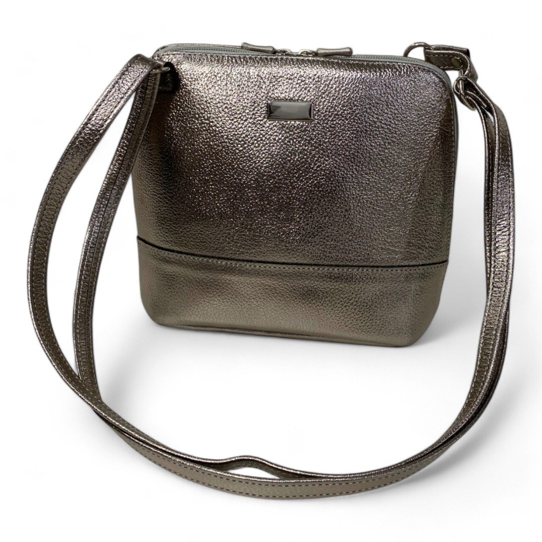 Bolsa Feminina Couro Legítimo Pequena Channel Redonda Ziper Inteiro Repartições internas - Imagem 24