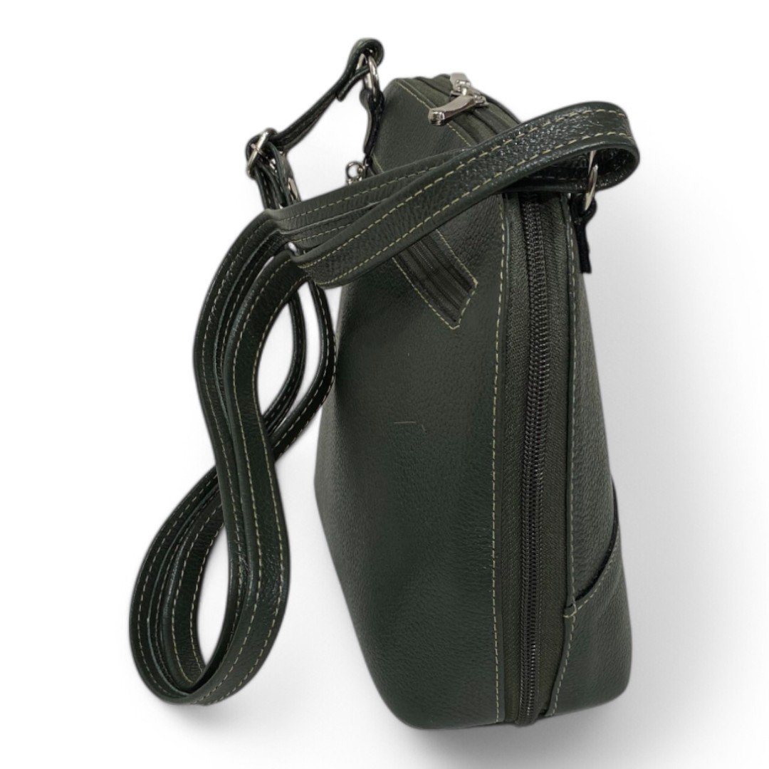 Bolsa Feminina Couro Legítimo Pequena Channel Redonda Ziper Inteiro Repartições internas - Imagem 10